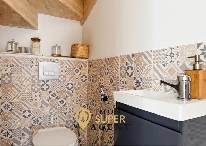 Maison - 85 m² - 4 pièces