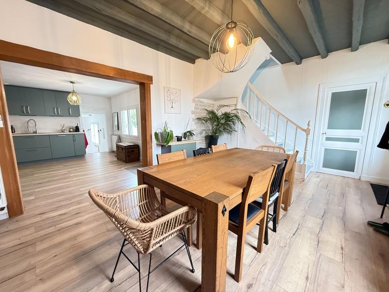 Maison de ville - 151 m² - 6 pièces