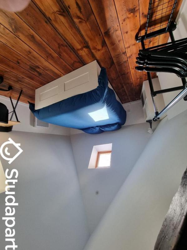 Chambre - 14 m² - 1 pièce