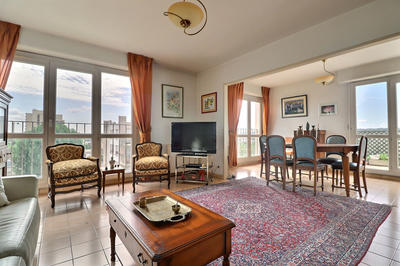 Appartement - 86 m² - 4 pièces