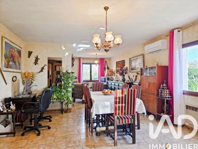 Maison - 98 m² - 5 pièces