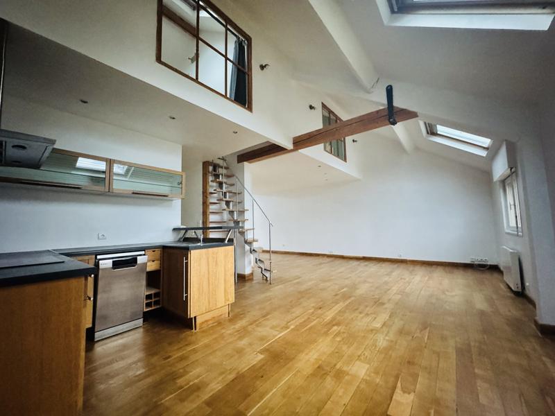 Duplex - 92 m² - 4 pièces