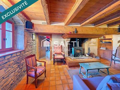 Maison - 270 m² - 10 pièces