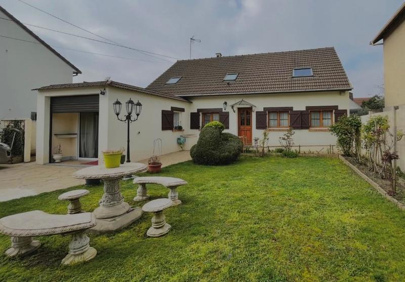 Maison - 160 m² - 5 pièces