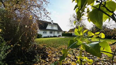 Pavillon - 160 m² - 7 pièces