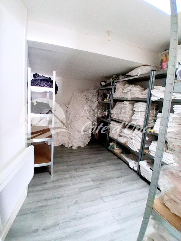 Local commercial - 66 m²