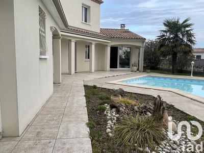 Maison - 157 m² - 5 pièces