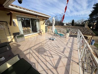Villa - 130 m² - 6 pièces