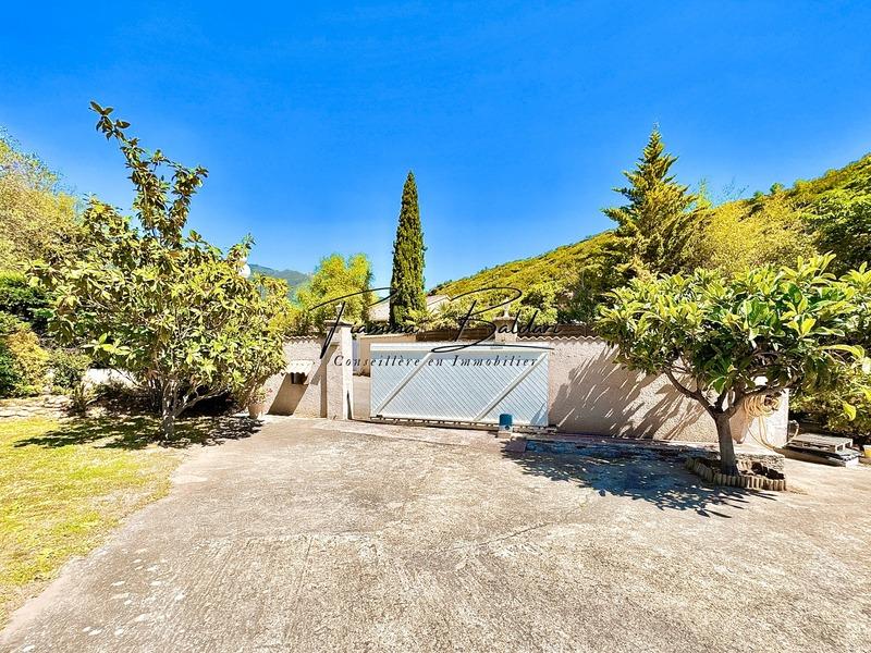 Maison - 269 m² - 7 pièces