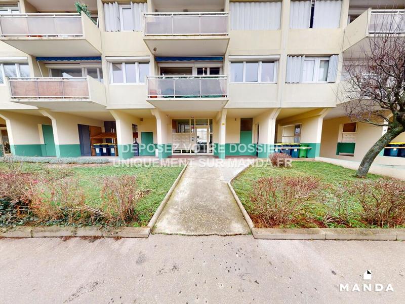 Chambre - 10 m² - 5 pièces