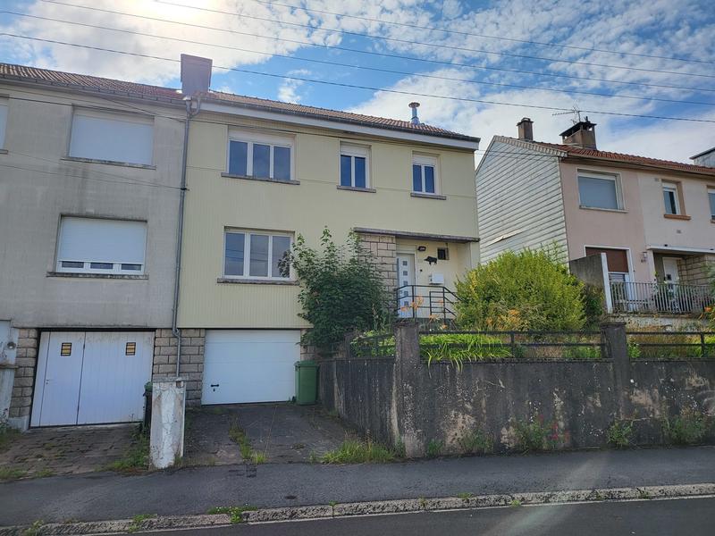 Maison - 97 m² - 5 pièces