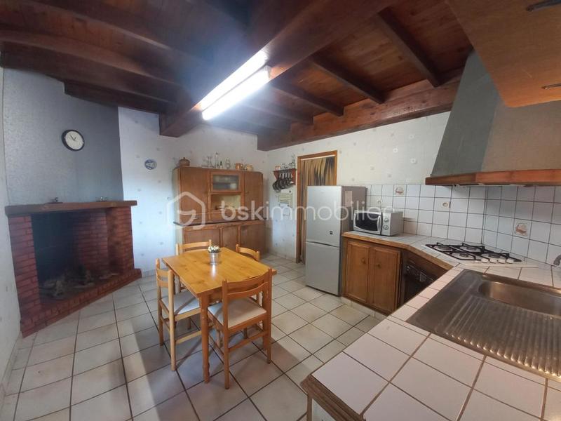 Corps de ferme - 178 m² - 6 pièces