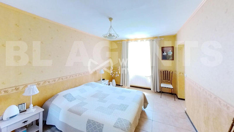 Maison - 152 m² - 8 pièces