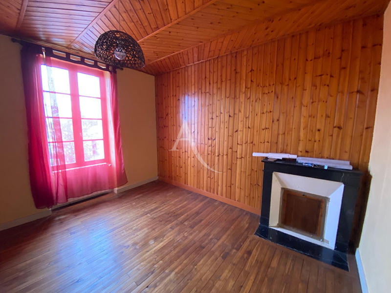 Maison - 204 m² - 6 pièces