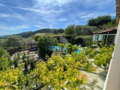 Maison - 118 m² - 4 pièces