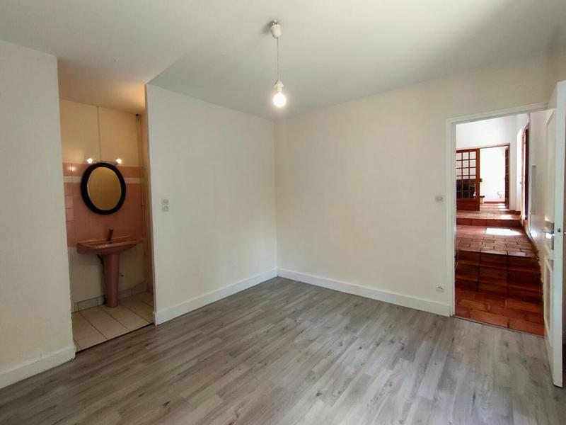 Propriété - 150 m² - 7 pièces