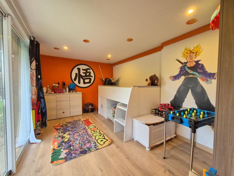 Maison - 140 m² - 6 pièces