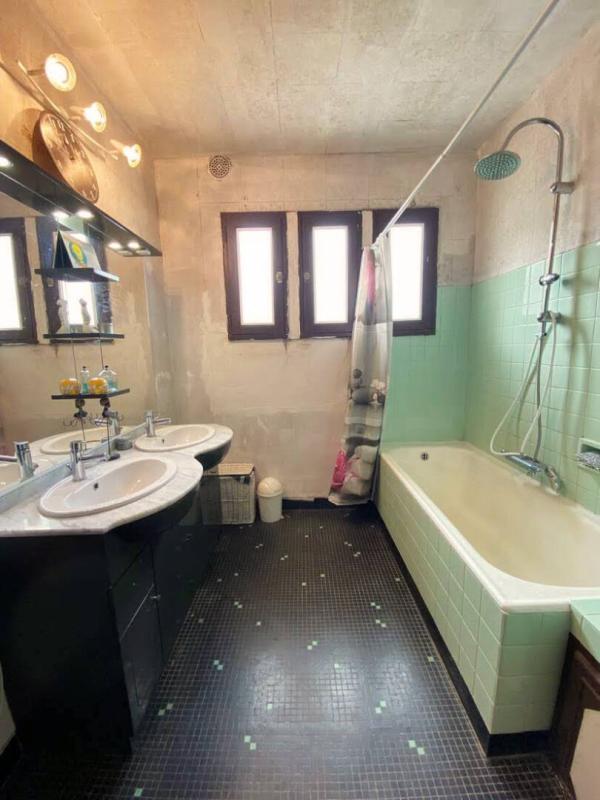 Maison - 150 m² - 8 pièces