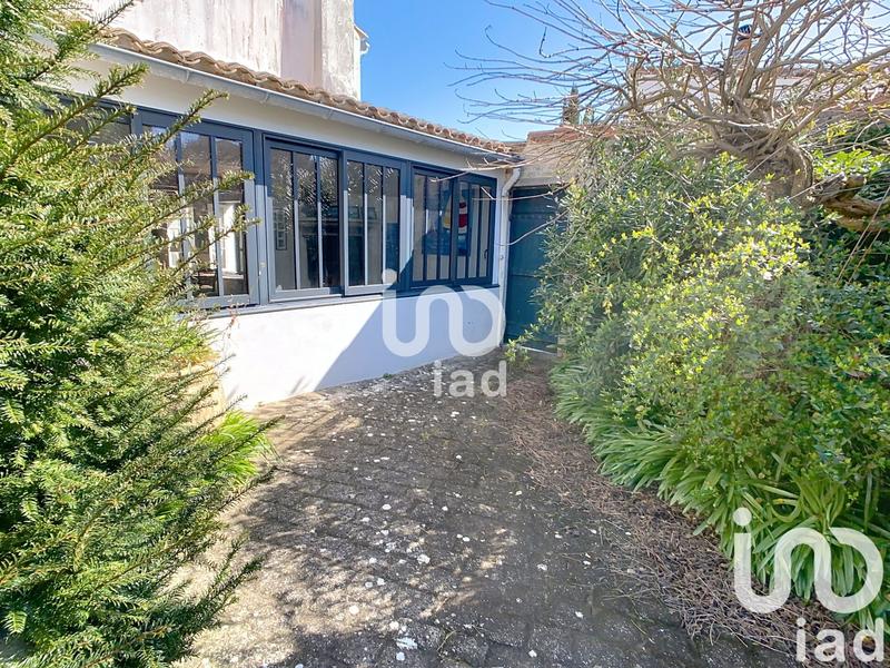 Maison - 195 m² - 8 pièces