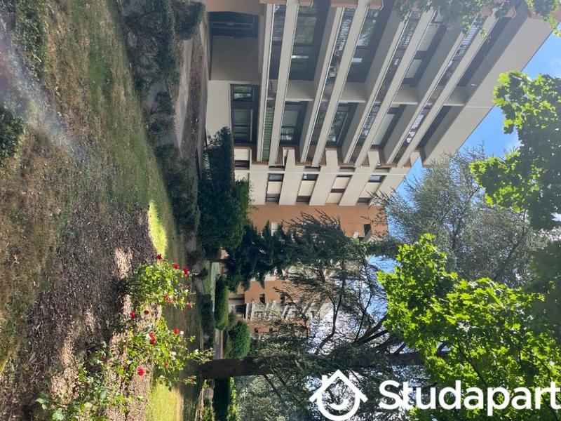 Chambre - 9 m² - 1 pièce