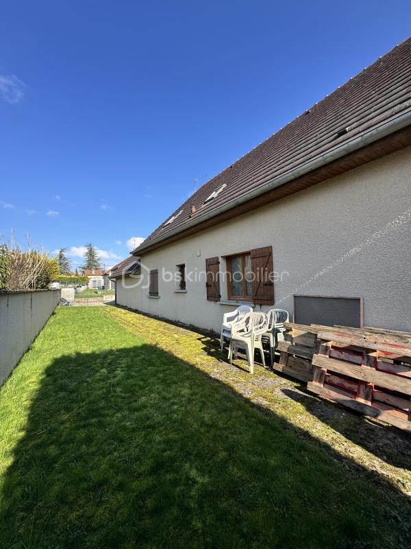 Maison de village - 168 m² - 8 pièces