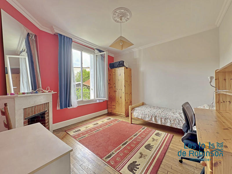 Maison de ville - 240 m² - 10 pièces