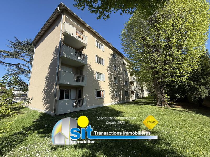 Appartement - 122 m² - 5 pièces