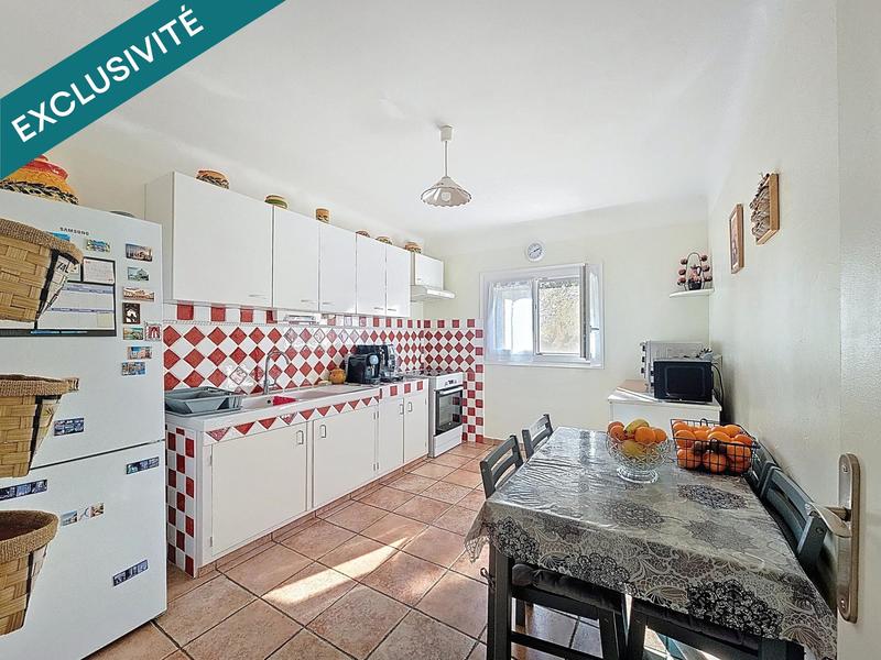 Maison - 182 m² - 7 pièces