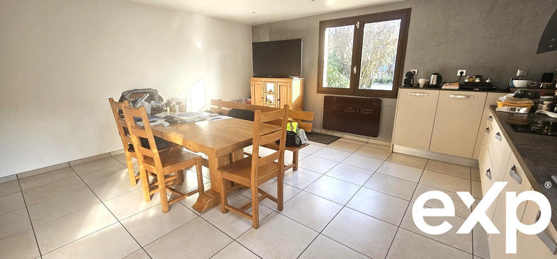 Maison - 203 m² - 4 pièces