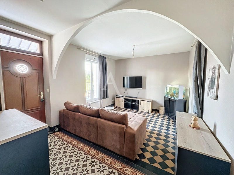 Immeuble - 2 pièces