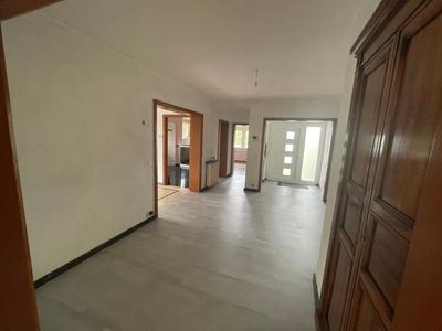 Maison - 210 m² - 8 pièces