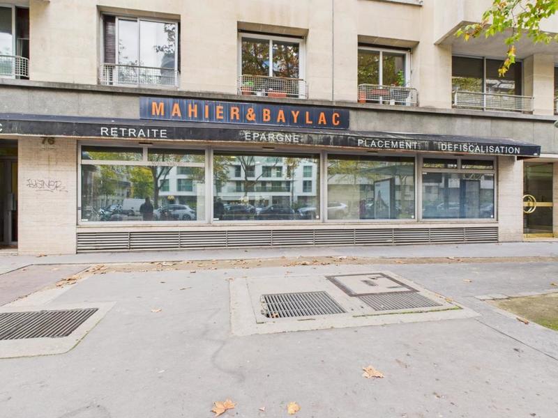 Local commercial - 151 m²