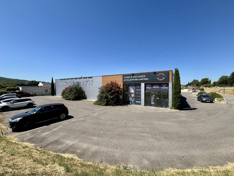 Local commercial - 206 m²