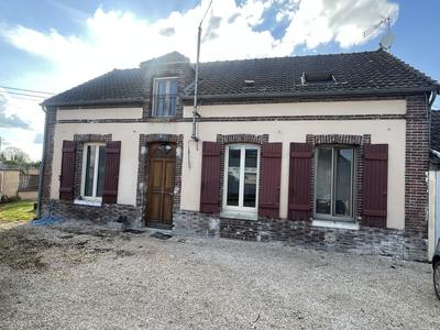 Maison - 92 m² - 4 pièces