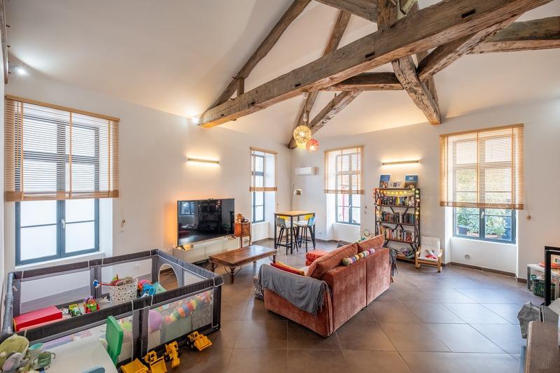 Maison en pierre - 207 m² - 7 pièces