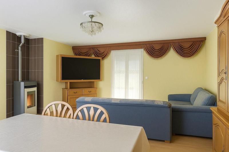 Maison - 105 m² - 7 pièces