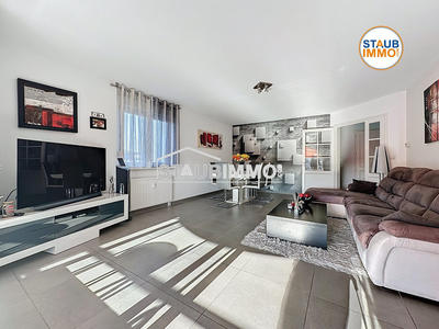 Appartement - 90 m² - 4 pièces