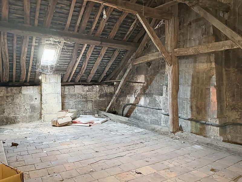 Immeuble - 70 m² - 6 pièces