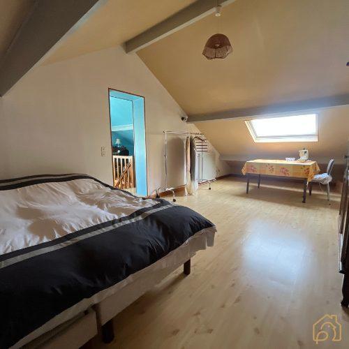 Maison - 93 m² - 5 pièces