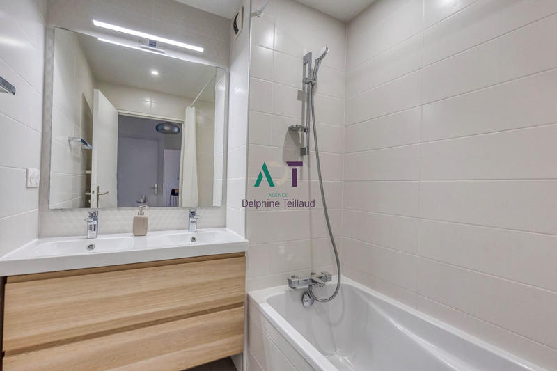 Appartement - 86 m² - 4 pièces