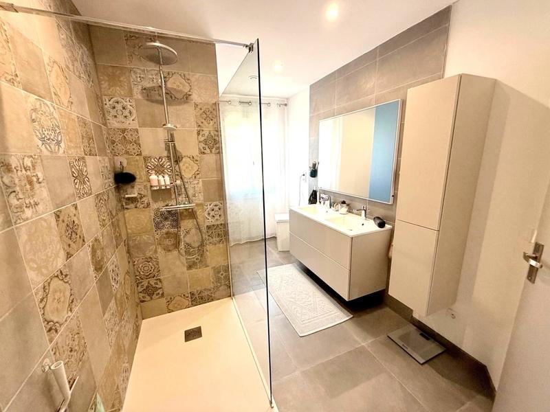 Villa - 140 m² - 5 pièces