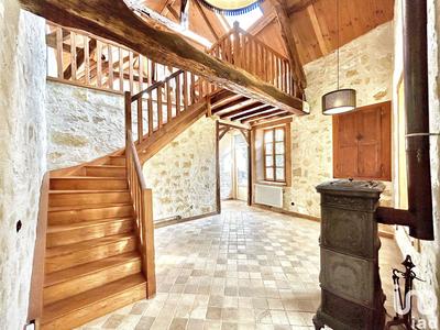 Maison - 167 m² - 6 pièces