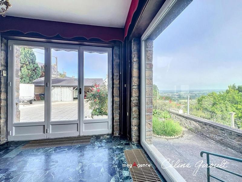 Maison - 146 m² - 7 pièces