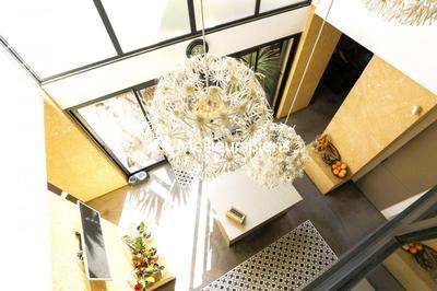 Propriété - 190 m² - 6 pièces