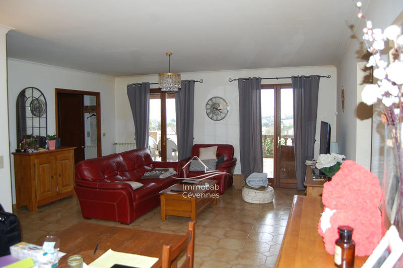 Maison - 139 m² - 5 pièces