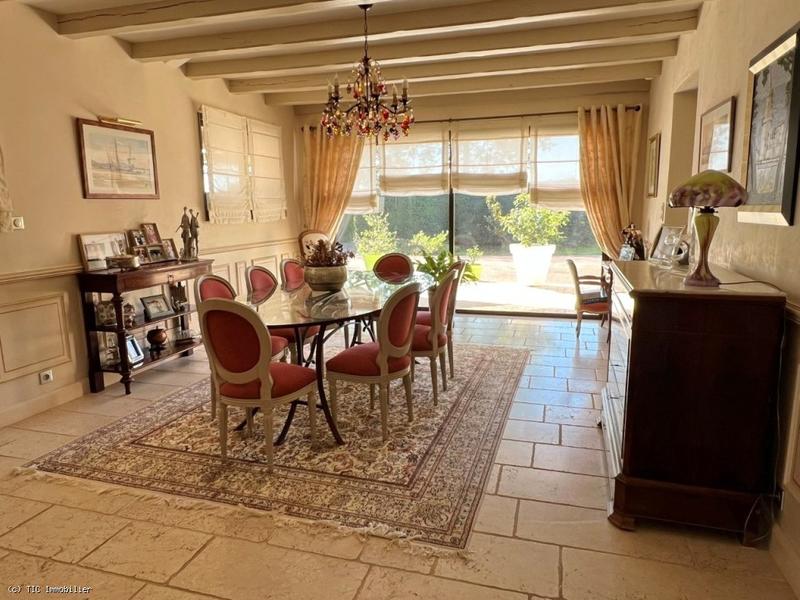 Longère - 293 m² - 8 pièces