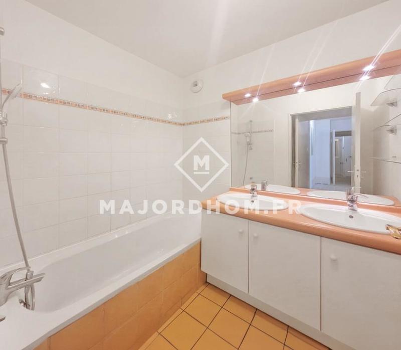 Appartement - 86 m² - 4 pièces