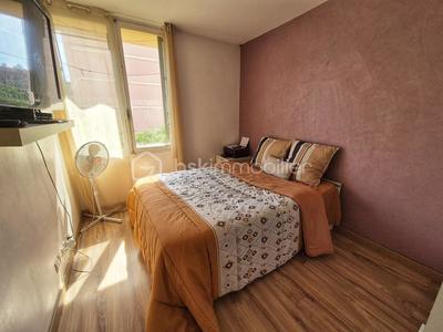 Appartement - 64 m² - 4 pièces