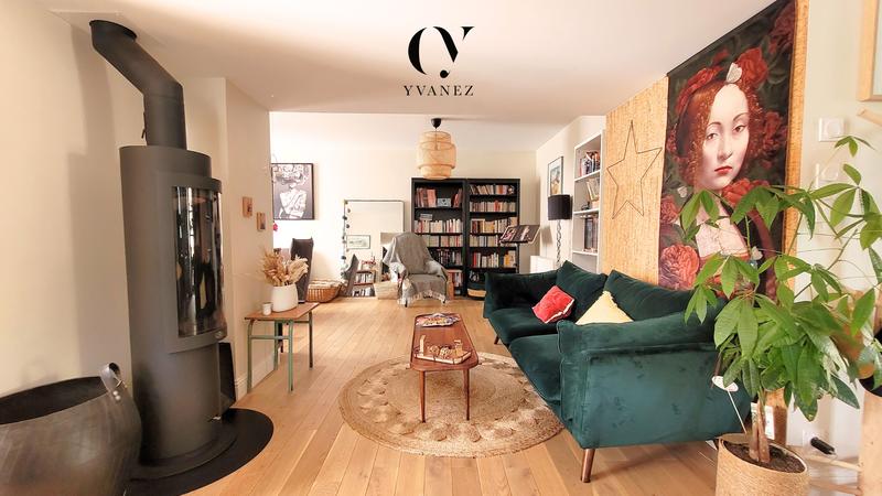 Maison - 180 m² - 7 pièces