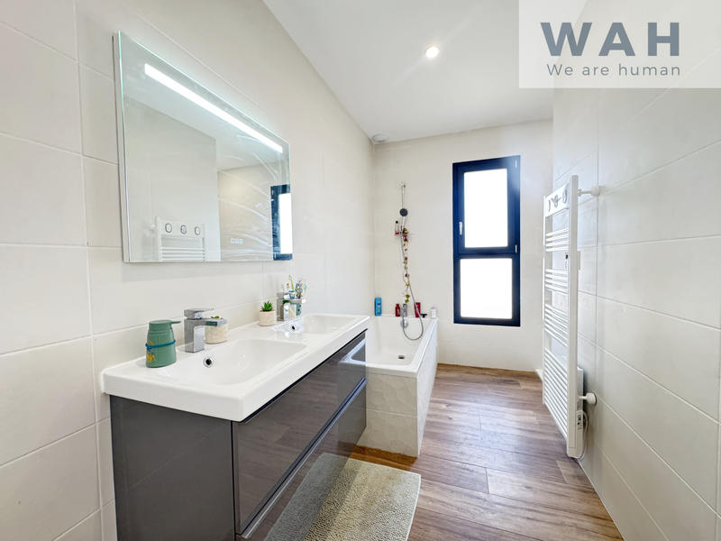 Villa - 155 m² - 6 pièces